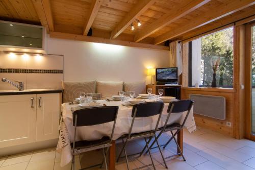 Camping - Chamonix-Mont-Blanc -  - Résidence Grand Roc - Campanules 125 Happy Rentals - Image #2