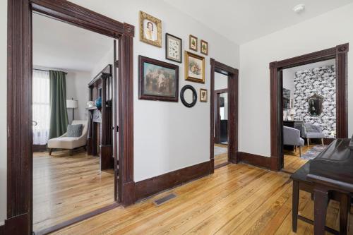 Historic remodeled home near State Street in Bristol, USA