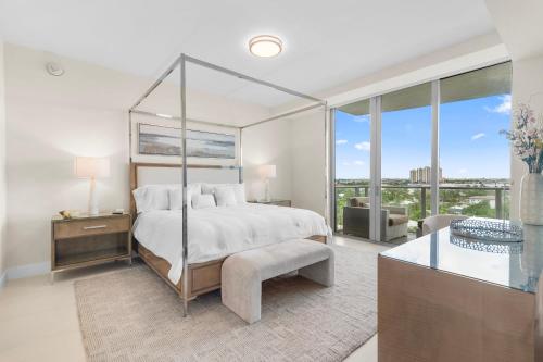 Escape to Singer Islands Paradise Your Amrit 2BR Oasis Beckons in Riviera Beach, USA