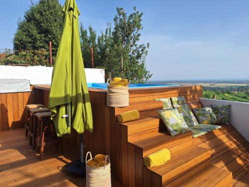 Létesítmények, Kmečka Hiška - Hiša vina Cuk (Kmecka Hiska - Hisa vina Cuk) in Lendva