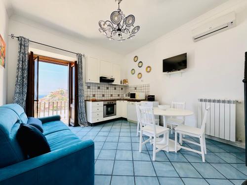 YourHome - Casa Silvanella - Tap to explore photos