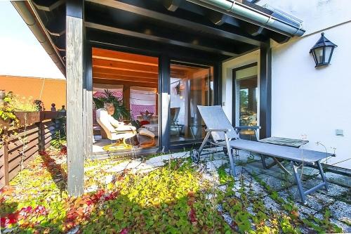 Balkons/terase, Ferienwohnung Obermühle (Ferienwohnung Obermuhle) in Neusalza-Spremberg
