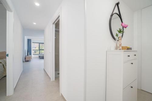 Two-Bedroom Apartment room in Apart-rent Apartamento Mimoses 0069 moderno cerca de la playa