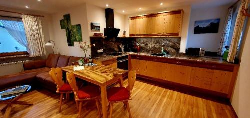 Apartment with Garden View