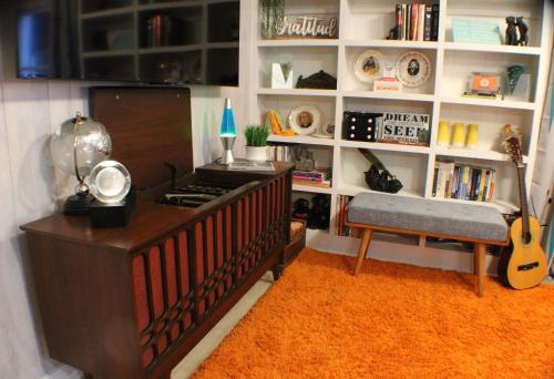 The Hippie Pad - image 2