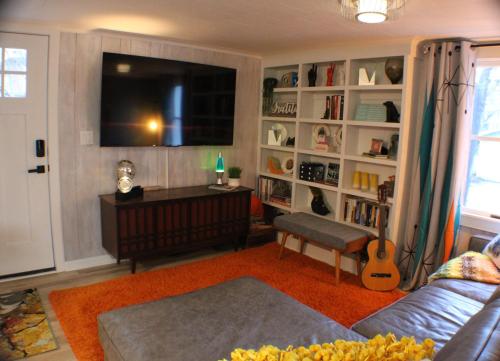 The Hippie Pad - image 5