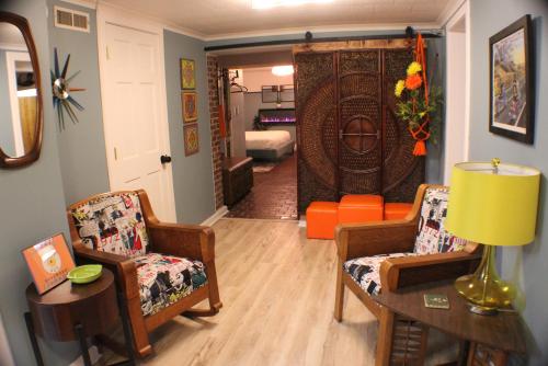 The Hippie Pad - image 3