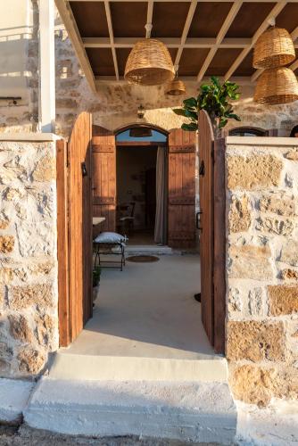 Facilities, Delta-Rho in Armeni