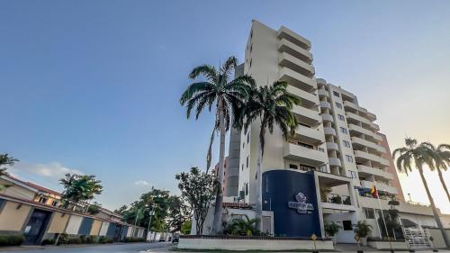 Exterior view, Hotel Puerto Playa Suites in Lecheria