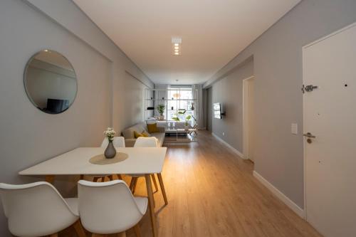 Confortable monoambiente en Almagro, a pasos del Hospital -G1-