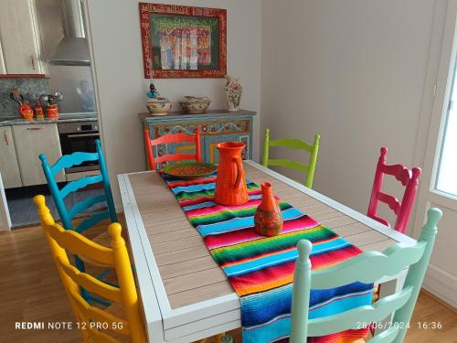 Un séjour près de la mer (Un sejour pres de la mer) in 昂代伊市中心