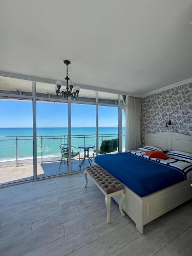 King Suite with Sea View