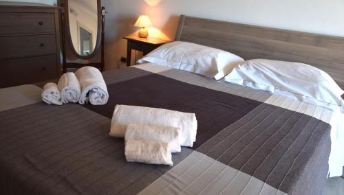 Quadruple Room with Private Bathroom