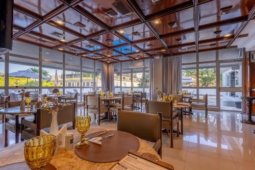 ห้องอาหาร, Plaza Blumenau Hotel in บลูเมนัว