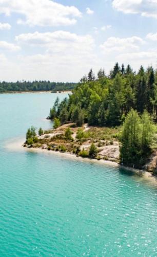 Ibiza style chalet in Verspreide huizen Eext