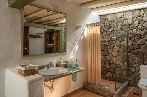 Badkamer, Casa Poniente in Ye