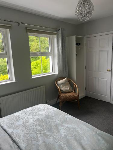 Five Oaks - image 7