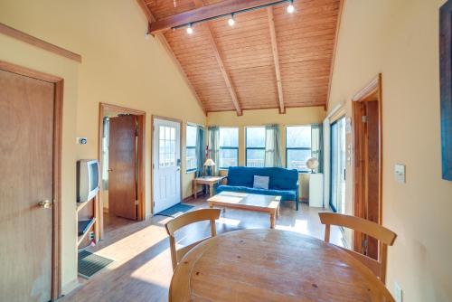 Rustic Reliance Cabin Fly Fish the Hiwassee River in Austral, USA