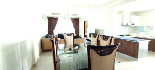 Comfort Inn 2BHK Centaurus facing Family Apartments - image 3