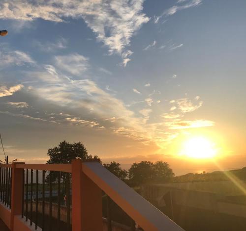 ทัศนียภาพ, Charming green country house in ปอนตา เดลกาดา