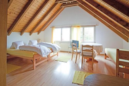 Freihof Embrach in Dietikon