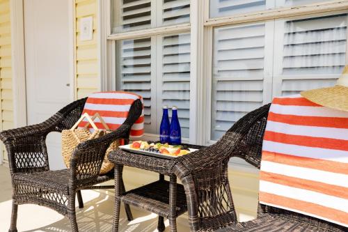 Madison Avenue Beach Club - image 11