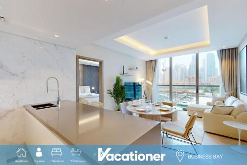 Vacationer Holiday Homes I Modern 1 Bedroom I Stunning Burj Khalifa View I Business Bay, Dubaj (zdjęcie 3)