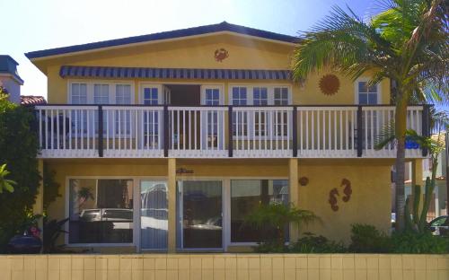 4212 Seashore Dr A in Newport Beach, USA