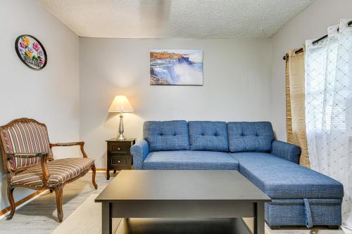 North Tonawanda Apartment about 11 Mi to Niagara Falls in North Tonawanda, USA