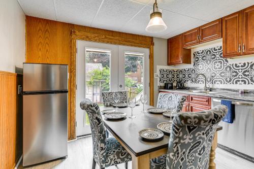 North Tonawanda Apartment about 11 Mi to Niagara Falls in North Tonawanda, USA