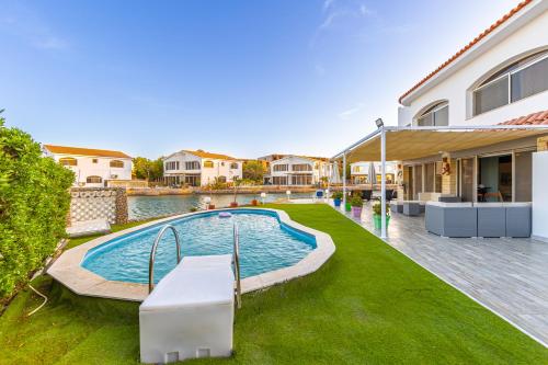 Aden Beach - Sea View room - أجانب فقط, Hurghada (photo 7)