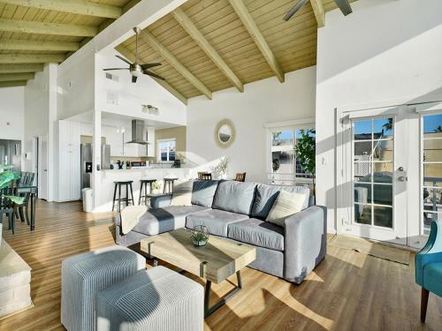 506 E Oceanfront B in Newport Beach, USA