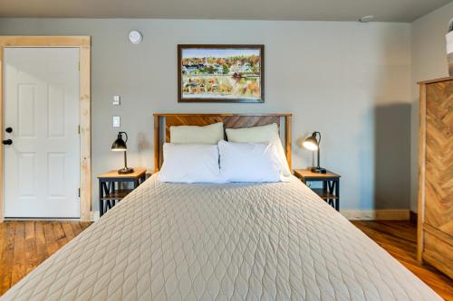 Cozy Meredith Studio Near Lakes and Downtown detail