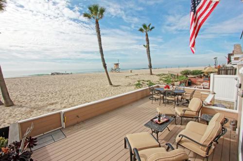 5107 Seashore Dr in Newport Beach, USA