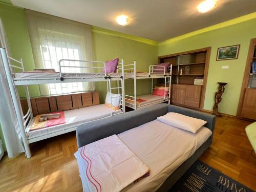 Mumbai Spacious 150 Sq M 2BDR near Vitosha BLVD and NDK, Sofia (Foto 9)
