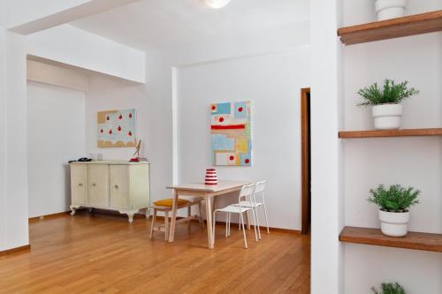 Seaview comfy flat in Andros - walk to beach, Ándros (Foto 10)