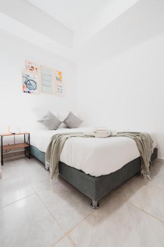 AC - House Laureles - Self Cheking, Medellín (photo 4)