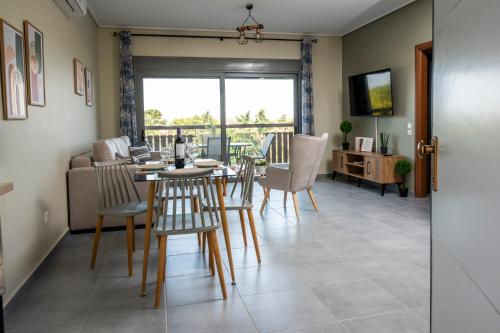 Oceanis Apartments 2