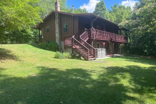 Peaceful Path Cabin in Sevierville, USA