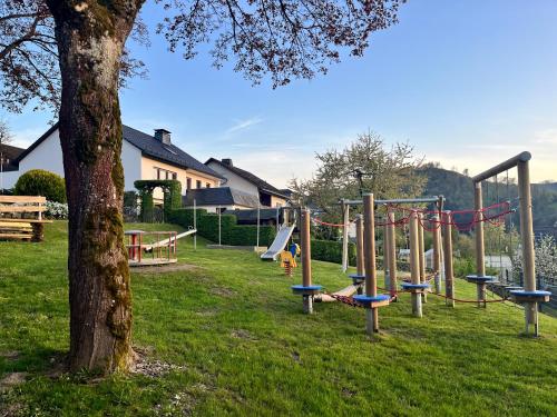 สนามเด็กเล่น, 17 AM BERG in ซีดลิงเฮาเซิน