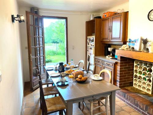 Létesítmények, Le Cottage de la Poussinière - Vue panoramique 6p (Le Cottage de la Poussiniere - Vue panoramique 6p) in Gacé