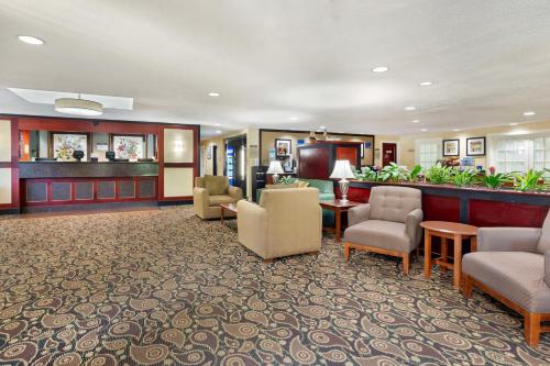 Best Western Rockland - image 11