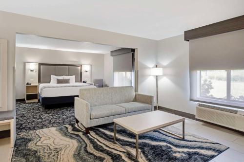 Best Western Morton Inn - image 6