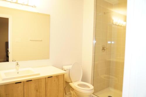 Fully Furnished Room in Serene Environment in Kumberlenda (ON)