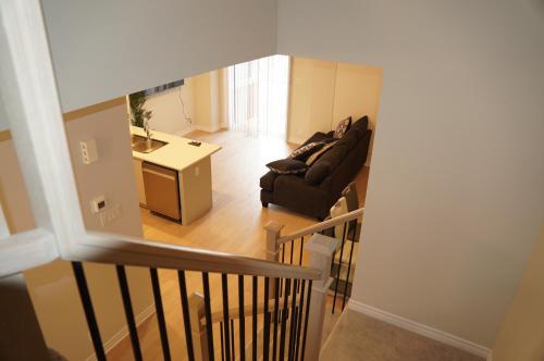 Fully Furnished Room in Serene Environment in Kumberlenda (ON)