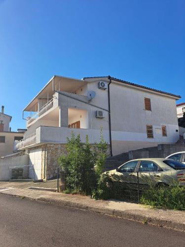 Apartments with parking space Selce, Crikvenica - 23193, Selce (foto 2)