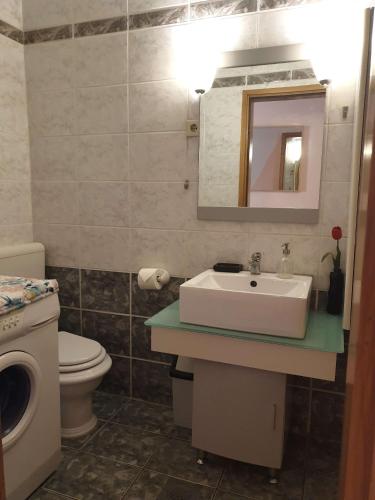 Two-Bedroom Apartment with Terrace and Sea View image 10