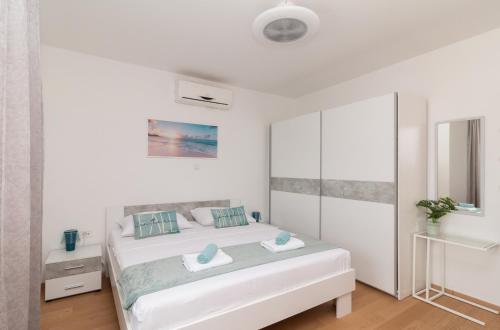 Apartments with parking space Sukosan, Zadar - 23347, Sukošan (zdjęcie 3)