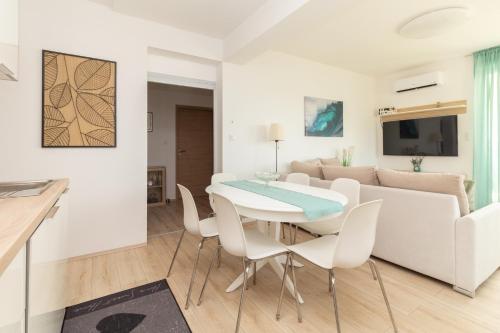 Apartments with parking space Sukosan, Zadar - 23347, Sukošan (zdjęcie 5)