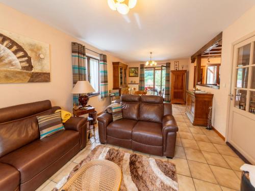 Magnificent home in Tilf with garden